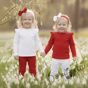 Комплект от детска блузка в червено с къдрички на раменете и бието и панталон в бяло за момиче